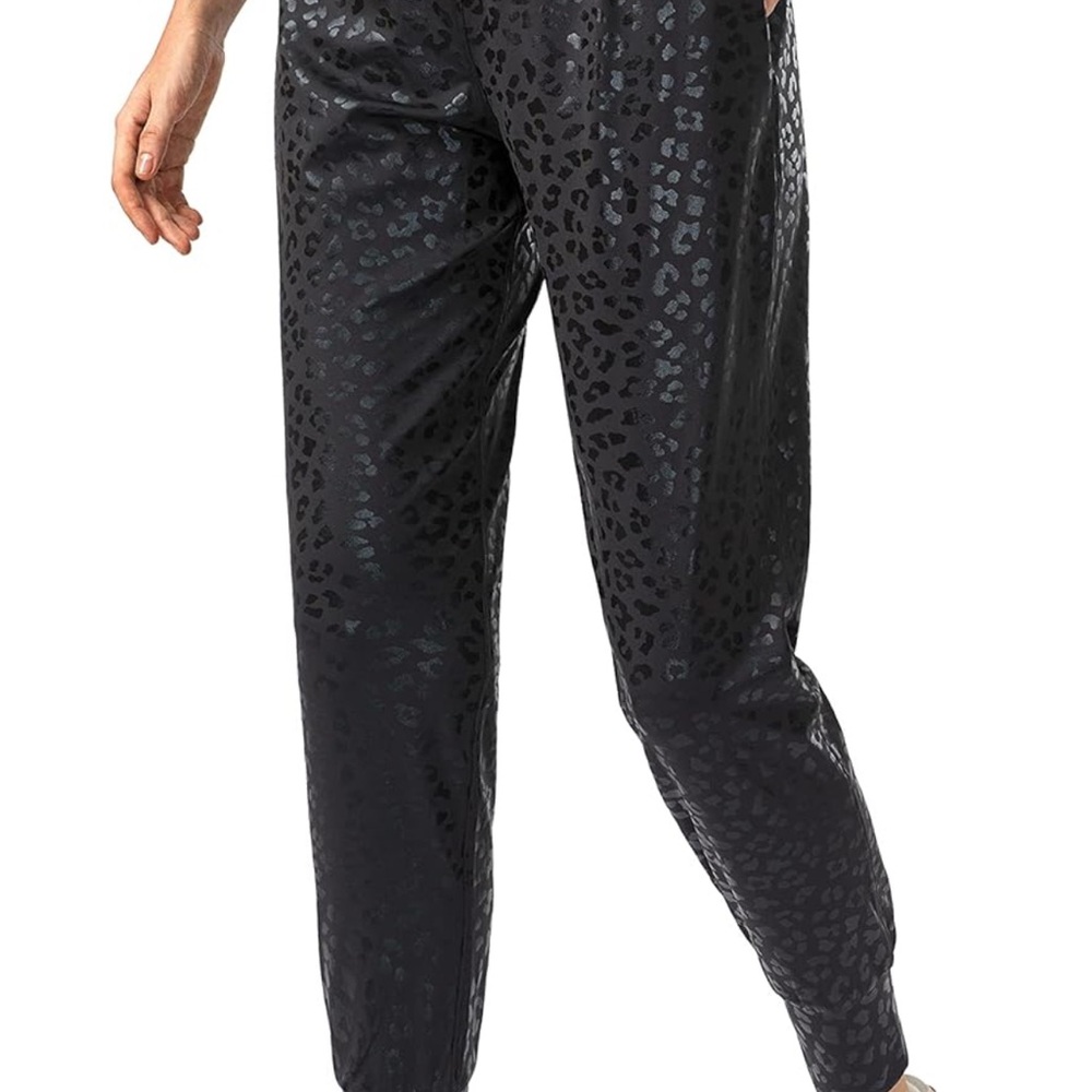 Stylish Black Leopard Print joggers